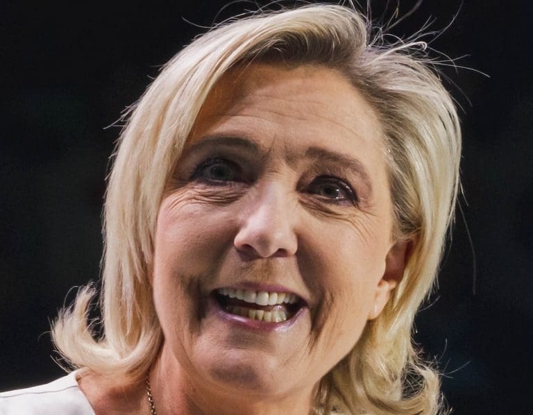 Lire la suite à propos de l’article Marine Le Pen dénonce une « volonté de l’exclure de la vie politique » après la peine d’inéligibilité requise