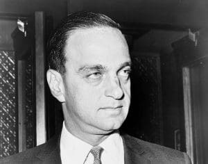 Lire la suite à propos de l’article Roy Cohn : Retour sur l&rsquo;histoire de l&rsquo;ancien avocat de Donald Trump