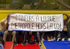 Lire la suite à propos de l’article Villeurbanne : Le Collectif soutiens/migrants Croix-Rousse dénonce l&rsquo;expulsion de mineurs isolés d&rsquo;un gymnase