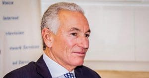 Lire la suite à propos de l’article Donald Trump nomme Charles Kushner ambassadeur en France : Une décision suscitant la controverse