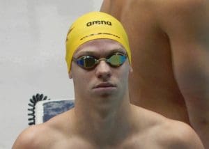 Lire la suite à propos de l’article Léon Marchand renonce aux Mondiaux en petit bassin : Une pause nécessaire pour l’avenir