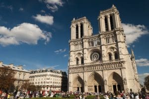 Lire la suite à propos de l’article Notre-Dame de Paris : L&rsquo;essentiel du concert a été enregistré ce vendredi en raison des conditions météorologiques