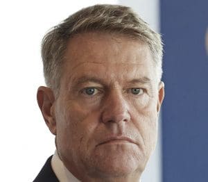 Lire la suite à propos de l’article Roumanie : L&rsquo;annulation des élections présidentielles par la Cour suprême fait réagir Elon Musk