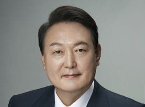 Lire la suite à propos de l’article Séoul : Le président sud-coréen Yoon Suk Yeol annonce la levée de la loi martiale après le vote de l&rsquo;Assemblée