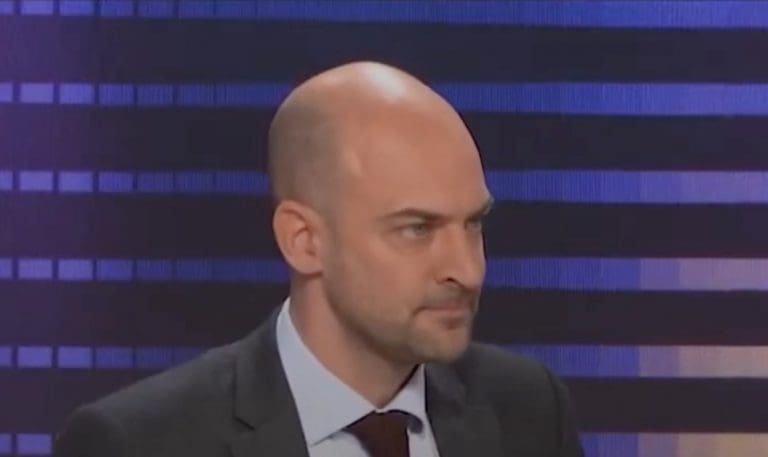 Lire la suite à propos de l’article Syrie : Réponse de Jean-Noël Barrot à Jordan Bardella sur la question migratoire
