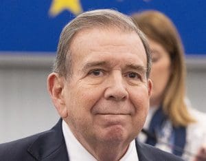 Lire la suite à propos de l’article Venezuela : L’opposant Gonzalez Urrutia défie Nicolas Maduro avant son investiture