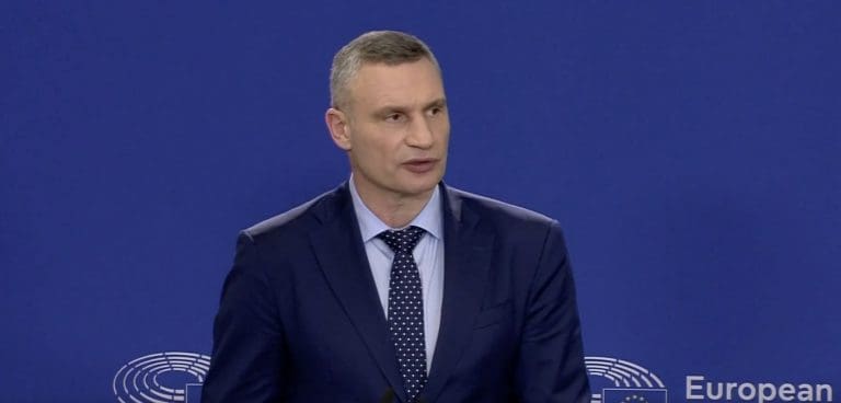 Lire la suite à propos de l’article Bruxelles : Vitali Klitschko affirme rêver d&rsquo;appartenir à la famille européenne
