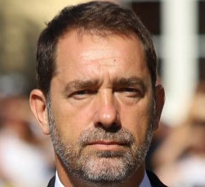 Lire la suite à propos de l’article Christophe Castaner : Le conseiller RSE de Shein sous le feu des critiques