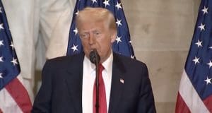 Lire la suite à propos de l’article Etats-Unis : Donald Trump appelle à la restauration de la foi et de l&rsquo;unité lors du petit-déjeuner National de Prière