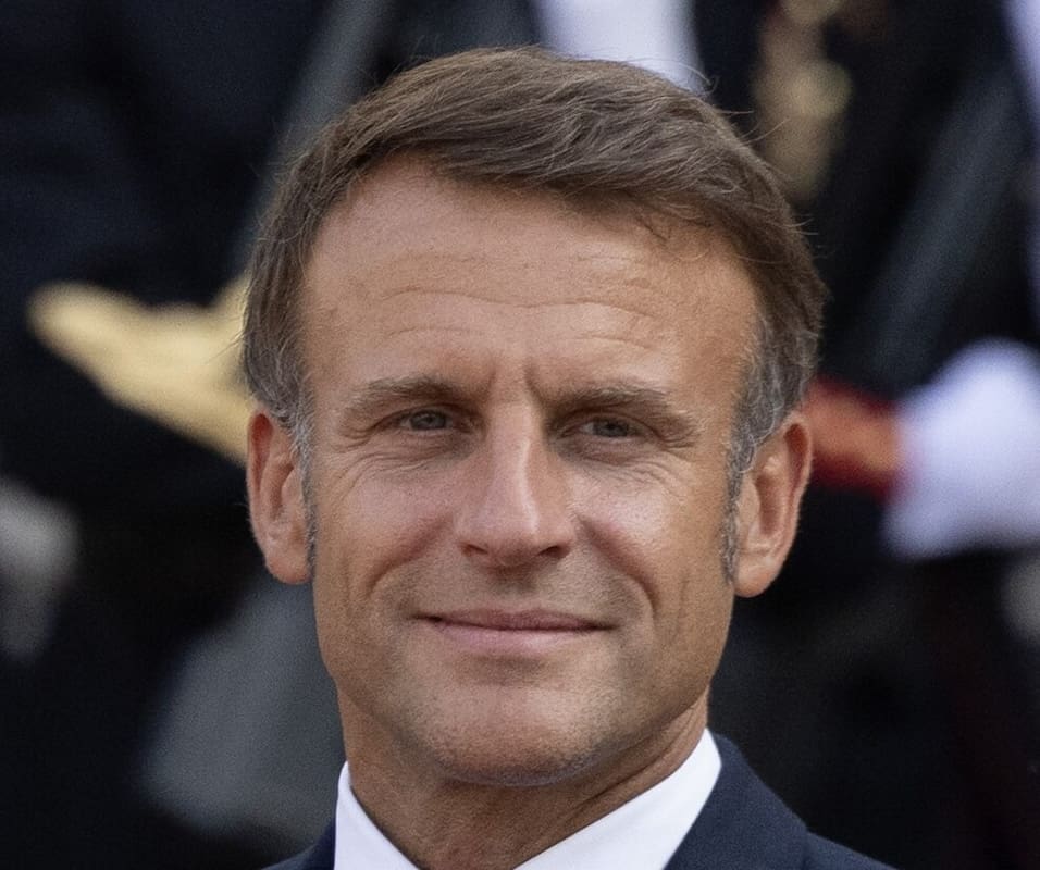 You are currently viewing Guerre en Ukraine : Emmanuel Macron convie les dirigeants européens à une réunion d’urgence à Paris, d&rsquo;après Varsovie