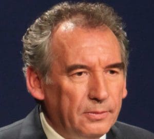 Lire la suite à propos de l’article Immigration : François Bayrou met la pression sur l’Algérie et menace de dénoncer les accords de 1968