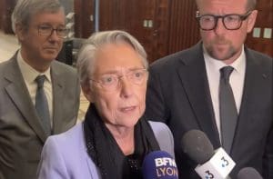 Lire la suite à propos de l’article Lyon : Élisabeth Borne en déplacement pour renforcer la sécurité et la prévention dans les écoles