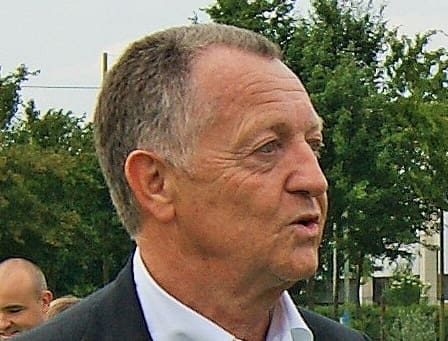 You are currently viewing Lyon : Jean-Michel Aulas va-t-il bouleverser la course aux municipales 2026 ?
