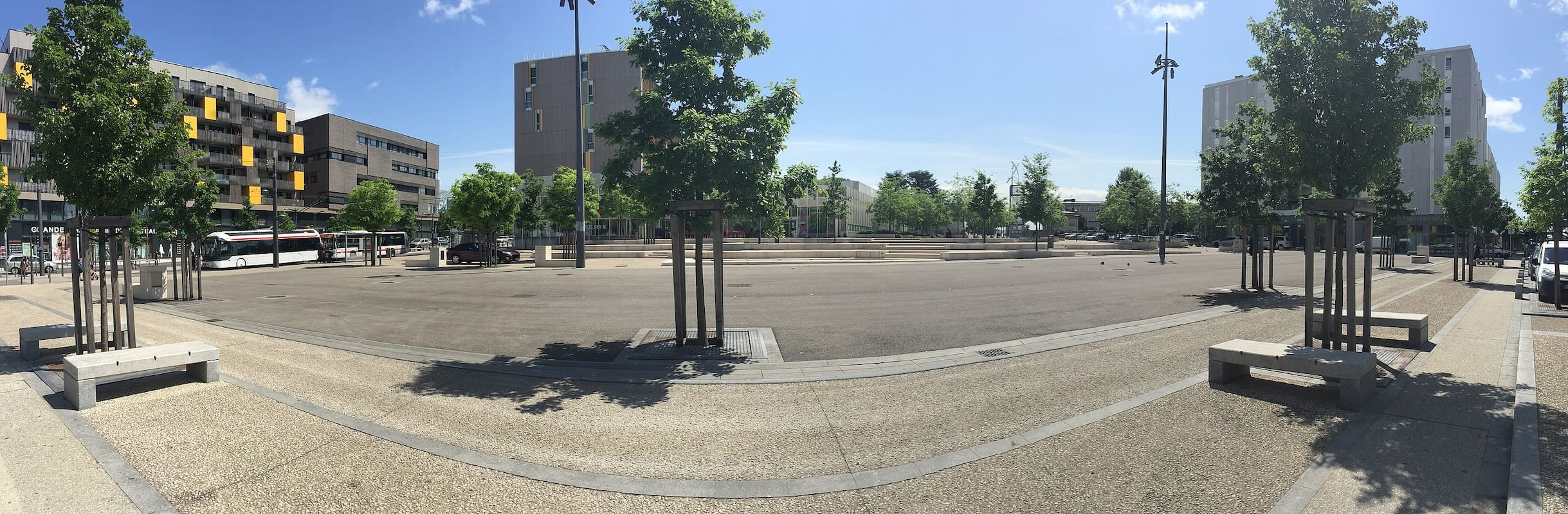 You are currently viewing Lyon – Les habitants invités à choisir un nouveau nom pour la place Abbé Pierre