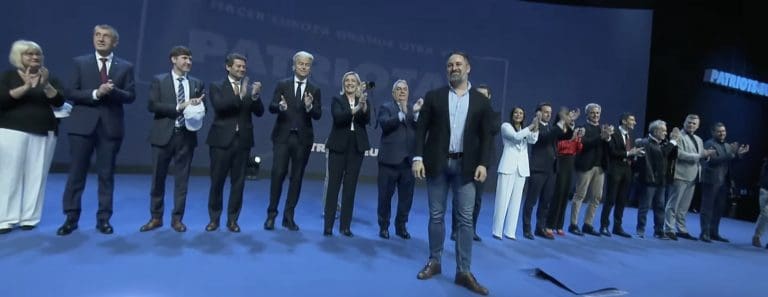 Lire la suite à propos de l’article Madrid : Le grand meeting des partis de droite nationale, « Make Europe Great Again »