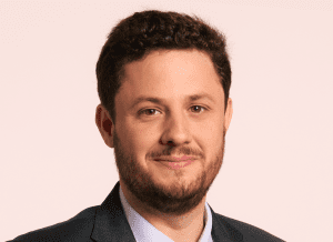 Lire la suite à propos de l’article Scandale des eaux minérales : L&rsquo;enquête judiciaire et celle de Sénat vont-elles se télescoper ?