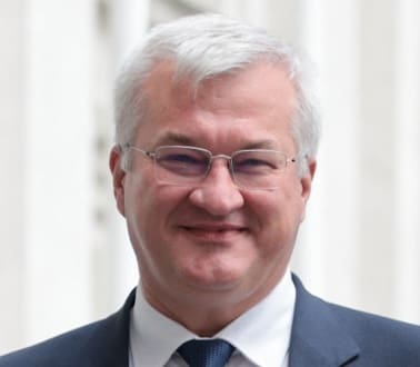 You are currently viewing Avant l’appel Poutine-Trump, l’Ukraine exige un cessez-le-feu immédiat