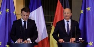 Lire la suite à propos de l’article Cessez-le-feu en Ukraine : Macron et Scholz exigent une solution vérifiable avec Kiev autour de la table