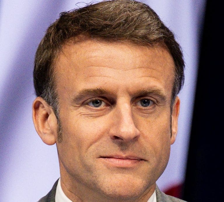 Lire la suite à propos de l’article Emmanuel Macron pousse à un « réveil » européen sur la défense et la dissuasion nucléaire