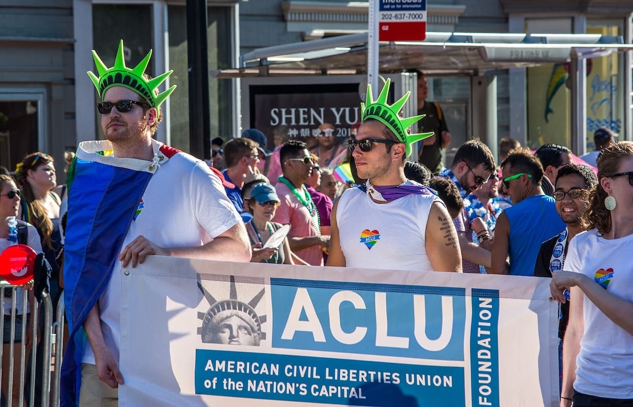 You are currently viewing Etats-unis : Les actions de l’ACLU, ONG financée par George Soros, contre l’administration Trump