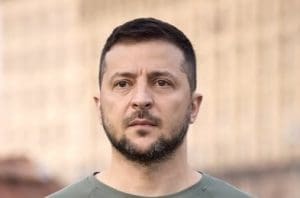 Lire la suite à propos de l’article Ukraine : Zelensky propose une trêve dans les airs et en mer lors de négociations avec les États-Unis