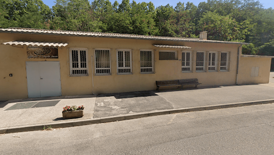 You are currently viewing Homicide dans une mosquée du Gard : Un fidèle tué, un suspect recherché