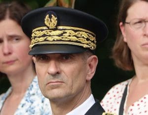Lire la suite à propos de l’article Le fils du directeur général de la police nationale lié à un groupuscule d’extrême droite