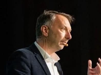 You are currently viewing Lyon : Le domicile de Bruno Bernard tagué, des militants d’ultragauche revendiquent l’action