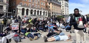 Lire la suite à propos de l’article Lyon : Marche blanche et die-in pour la paix au Congo