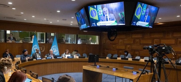 Lire la suite à propos de l’article Sommet climat : Guterres et Lula appellent à accélérer la transition énergétique mondiale