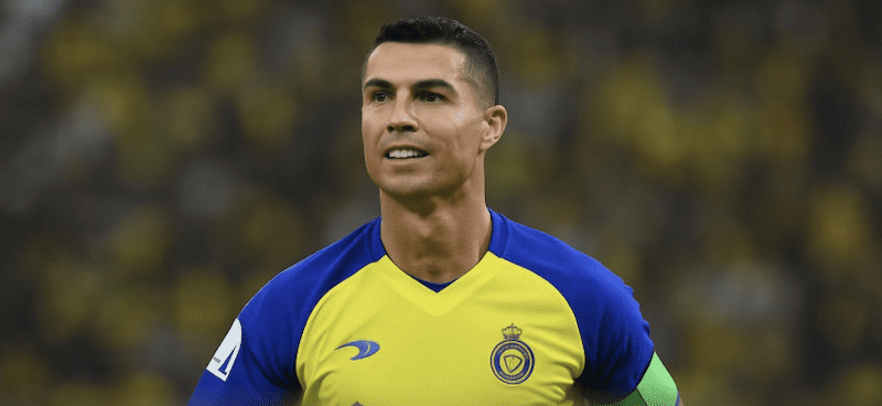 You are currently viewing Cristiano Ronaldo prolonge à Al-Nassr : fin du suspense autour de son avenir
