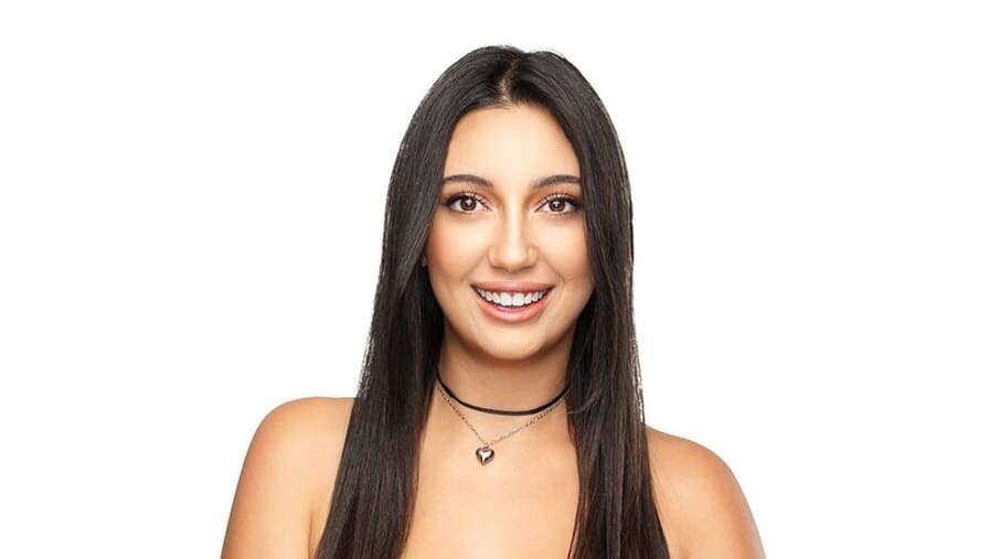 You are currently viewing Eurovision 2025 : pourquoi la candidate d’Israël chante en français dans « New Day Will Rise » ?