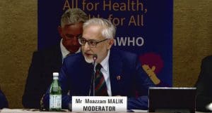 Lire la suite à propos de l’article Genève : L’OMS lève 170 millions de dollars pour sa stratégie mondiale de santé lors de l’Assemblée mondiale 2025