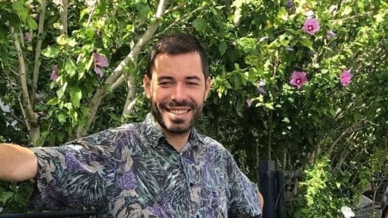 Lire la suite à propos de l’article Liberté : Théo Clerc de retour en France après sa grâce en Azerbaïdjan