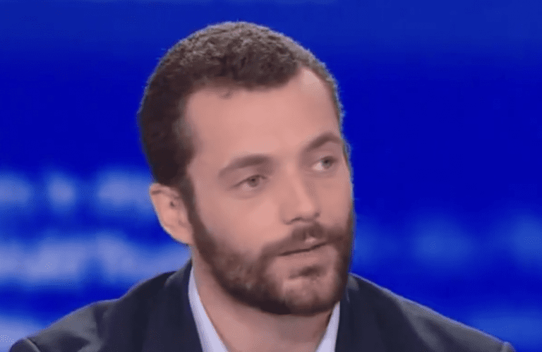 Lire la suite à propos de l’article Louis Sarkozy réagit aux rumeurs sur sa candidature à la mairie de Menton : « La décision n&rsquo;est pas prise encore »