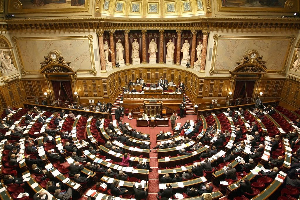 You are currently viewing Municipales 2026 : la réforme Paris-Lyon-Marseille recalée au Sénat