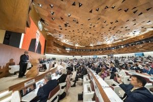 Lire la suite à propos de l’article Santé mondiale : l’Assemblée de l’OMS adopte un accord « historique » sur les pandémies