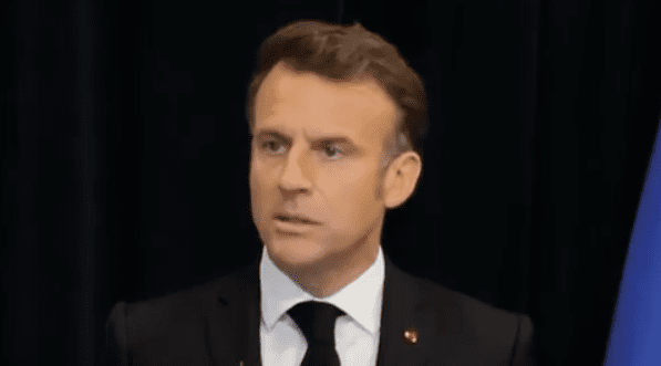 You are currently viewing Ukraine : Macron « sûr » que Trump réagira au « cynisme » de Poutine après une frappe meurtrière
