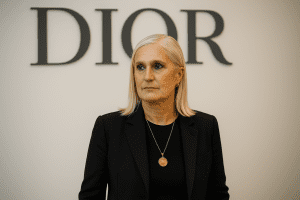 Lire la suite à propos de l’article Maria Grazia Chiuri : fin d&rsquo;une ère inclusive chez Dior ?