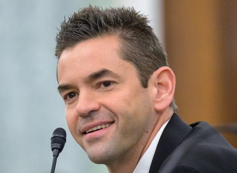 Lire la suite à propos de l’article États-Unis : Trump retire la nomination de Jared Isaacman, proche d&rsquo;Elon Musk,  à la tête de la NASA