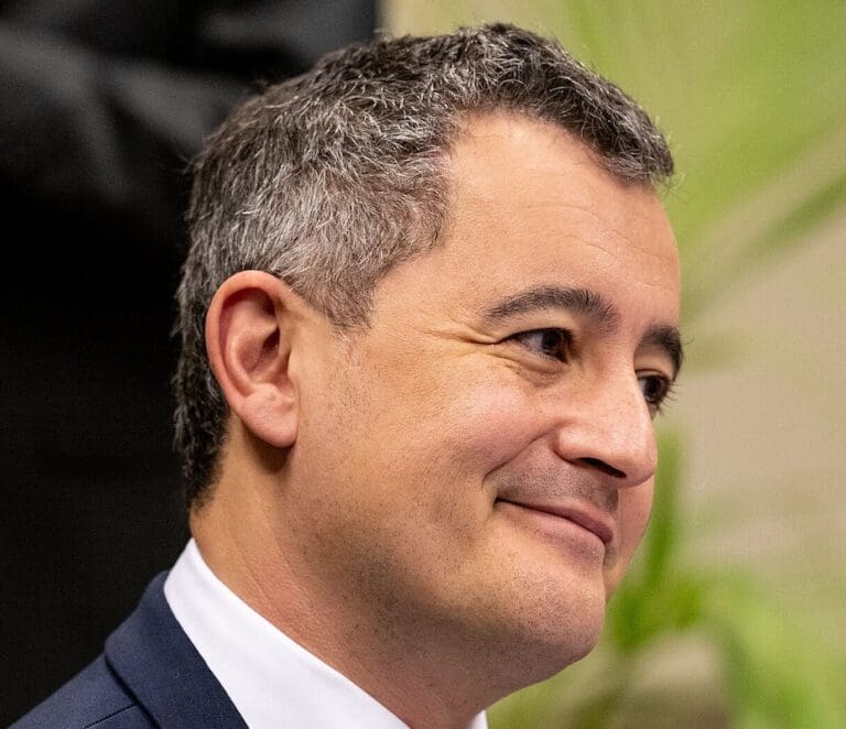 Lire la suite à propos de l’article Justice des mineurs : Gérald Darmanin se dit favorable à l’abaissement de la majorité pénale à 16 ans