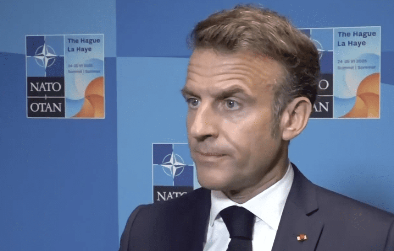You are currently viewing La Haye : Emmanuel Macron appelle à un réarmement stratégique de l’Europe au sein de l’OTAN