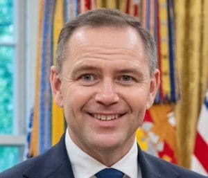 Lire la suite à propos de l’article Pologne : Karol Nawrocki, le nationaliste conservateur pro-Trump, élu président à la surprise générale