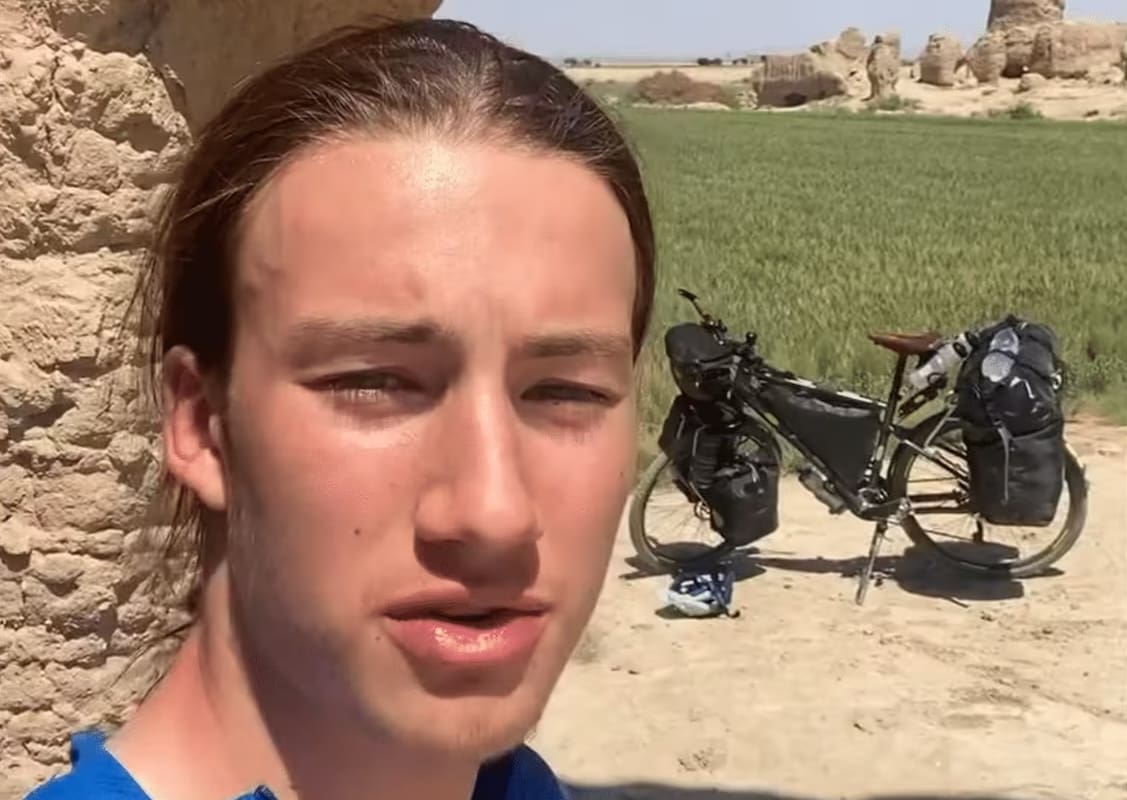 You are currently viewing Iran : Téhéran confirme l’arrestation du cycliste franco-allemand Lennart Monterlos, disparu depuis le 16 juin