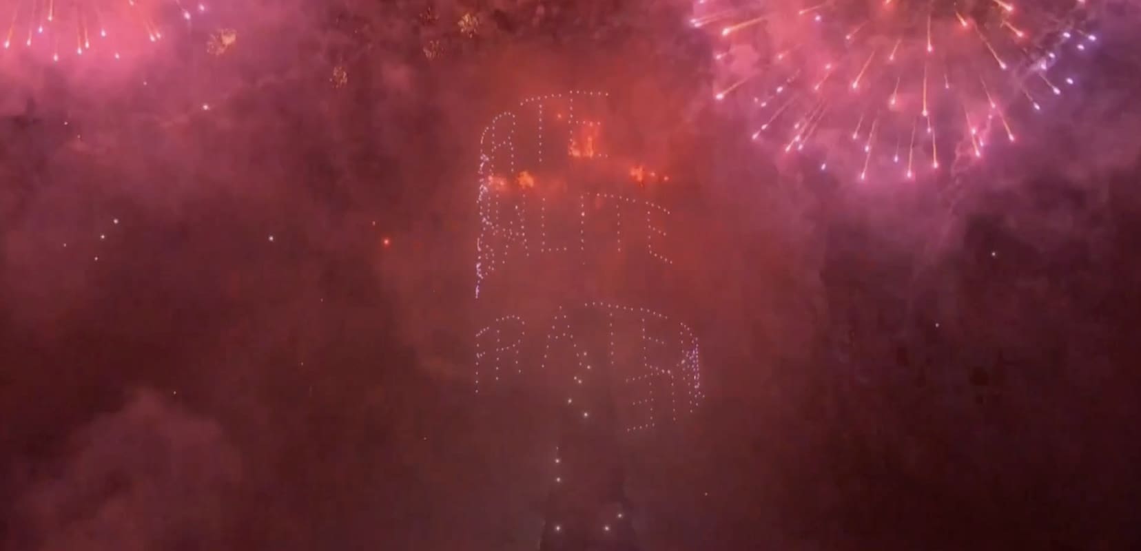 You are currently viewing Paris : 1 000 drones réinventent le feu d’artifice du 14 Juillet