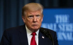 Lire la suite à propos de l’article Affaire Epstein : Trump menace de poursuivre le Wall Street Journal après la publication d’une lettre salace qui lui est attribuée