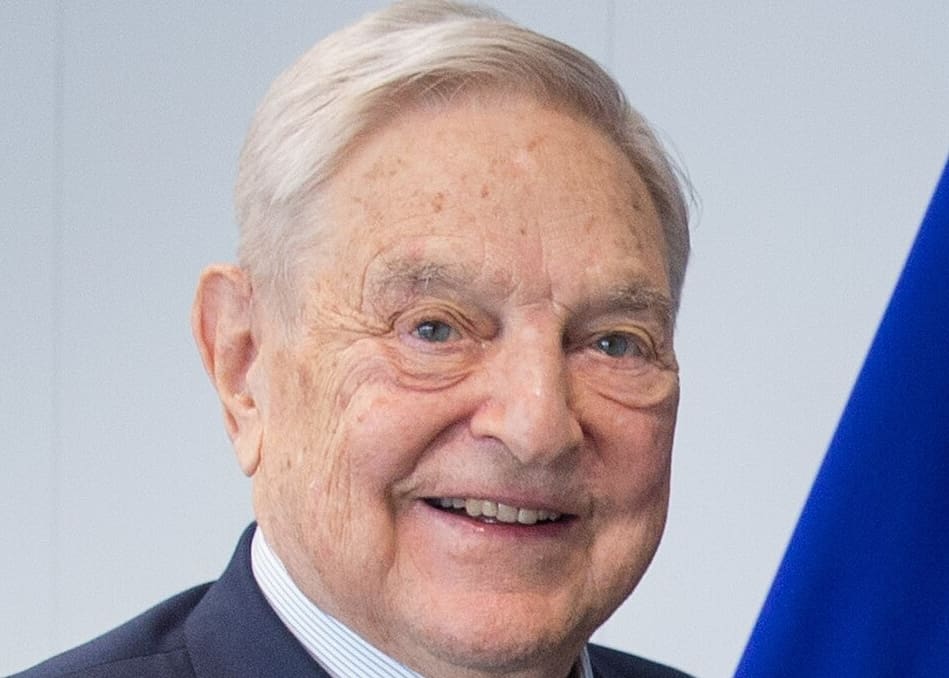 You are currently viewing États-Unis : Donald Trump veut attaquer George Soros et son fils en justice