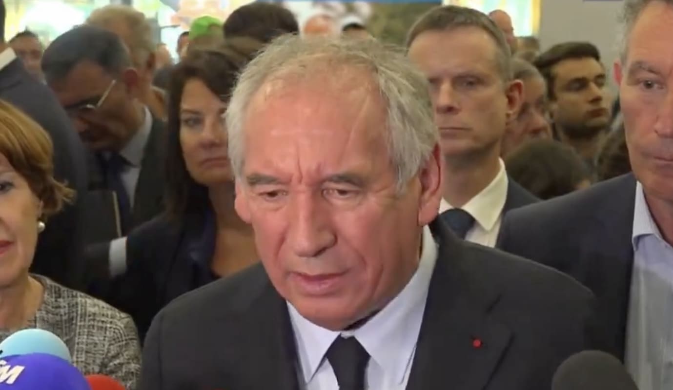 You are currently viewing François Bayrou alerte : « si rien ne change, le bateau va couler »