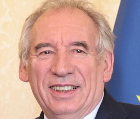 Lire la suite à propos de l’article François Bayrou : un baroud d’honneur face à l’Assemblée et à l’impopularité ?