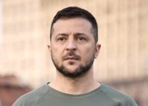 Lire la suite à propos de l’article Guerre en Ukraine : Zelensky revient sur ses entretiens avec Trump et les dirigeants européens